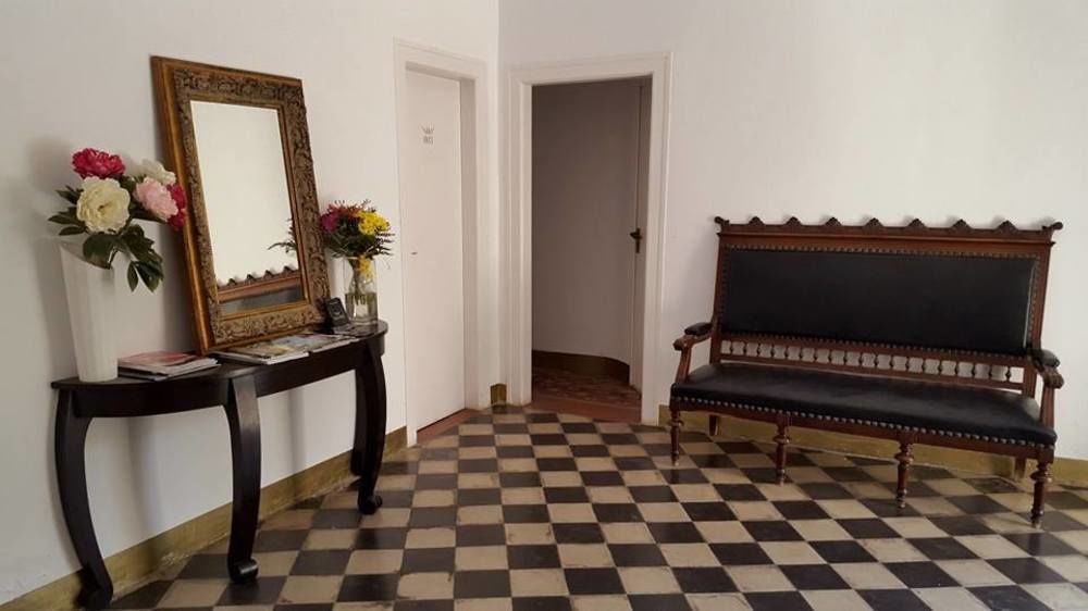 Medium 1883 * Sitges